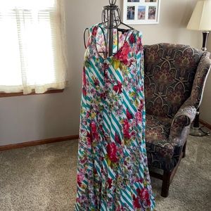 Maxi dress by 24/7